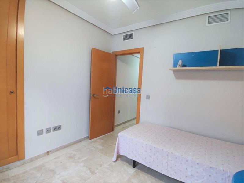 Foto 905706f8-fbe6-4b5d-9785-5028b79981e6. Pis amb aparcament piscina a El Consul - Ciudad Universitaria - El Romeral Málaga