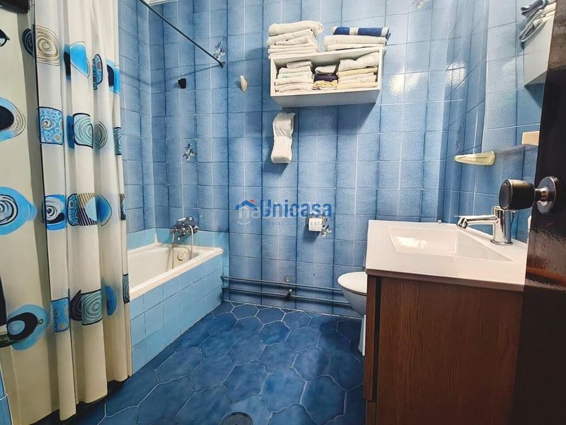 Foto bdc66922-2180-44d7-bf3c-3281e165f3d6. Casa amb aparcament a Santa Cristina - San Rafael Málaga