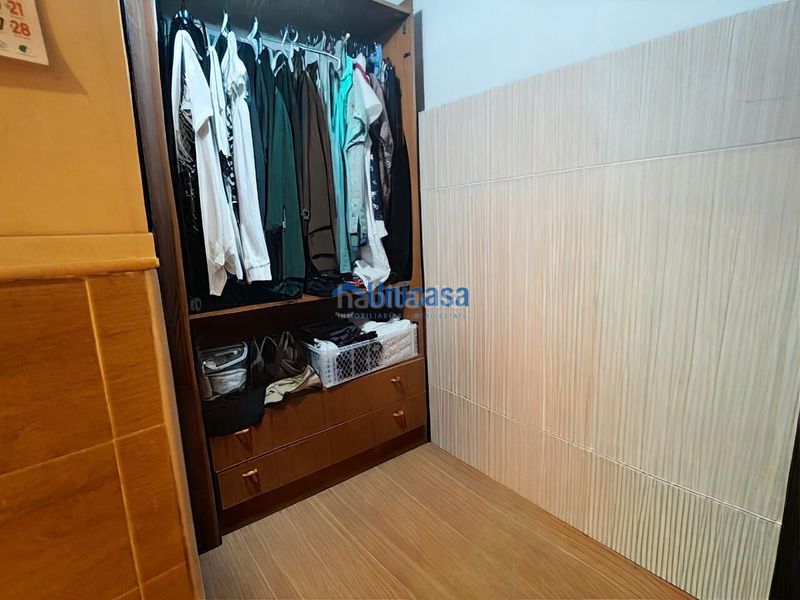 Foto bed1e517-9616-43ac-b737-fabedfa31bb5. Casa amb aparcament a Santa Cristina - San Rafael Málaga
