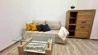 Affitto Piccolo appartamento  Calle juan margarit, málaga, españa. Apartamento de 60 m2, completamente reformado