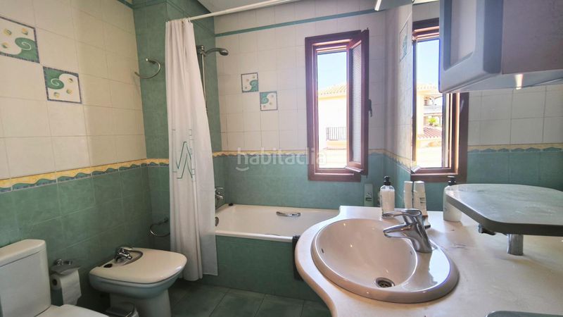 Foto 20335a96-4263-45c8-8faa-28f278c570f7. Xalet amb aparcament piscina a Puertosol Málaga