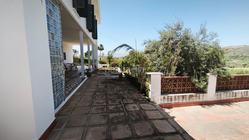 Foto ce3f1249-0292-427a-8d1b-fa1ef18f5420. Xalet amb aparcament piscina a Puertosol Málaga