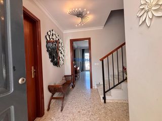 Miete Reihenhaus in Casabermeja. Vivienda con vistas espectaculares en casabermeja