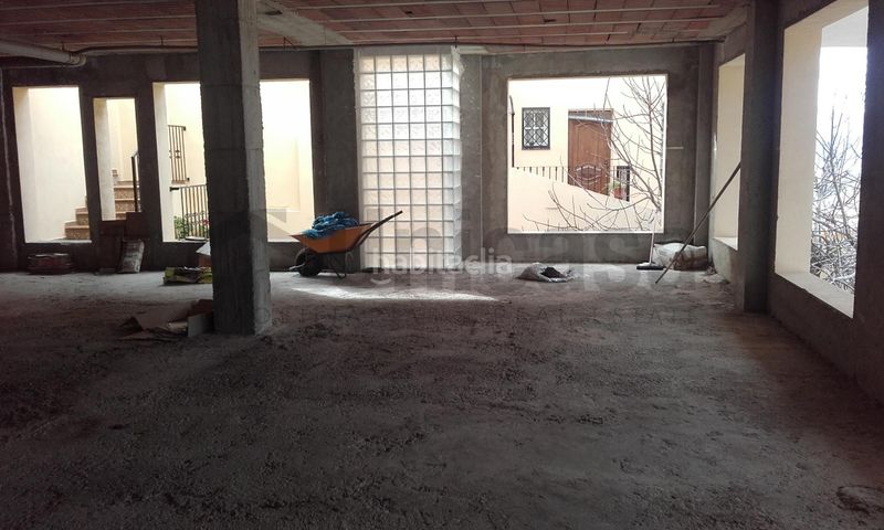 Foto bd14a340-c0cf-4feb-9169-858f52a02e30. Chalet with pool in Fuente Alegre - El Chaparral - Los Morales Málaga