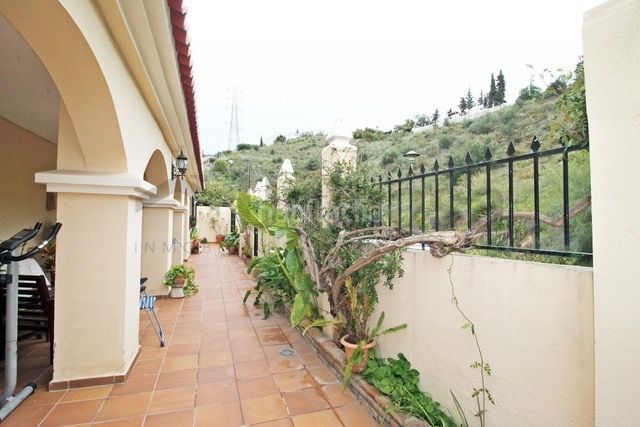 Foto c6578c2f-cb01-459d-8408-2746dcb22a79. Chalet with pool in Fuente Alegre - El Chaparral - Los Morales Málaga