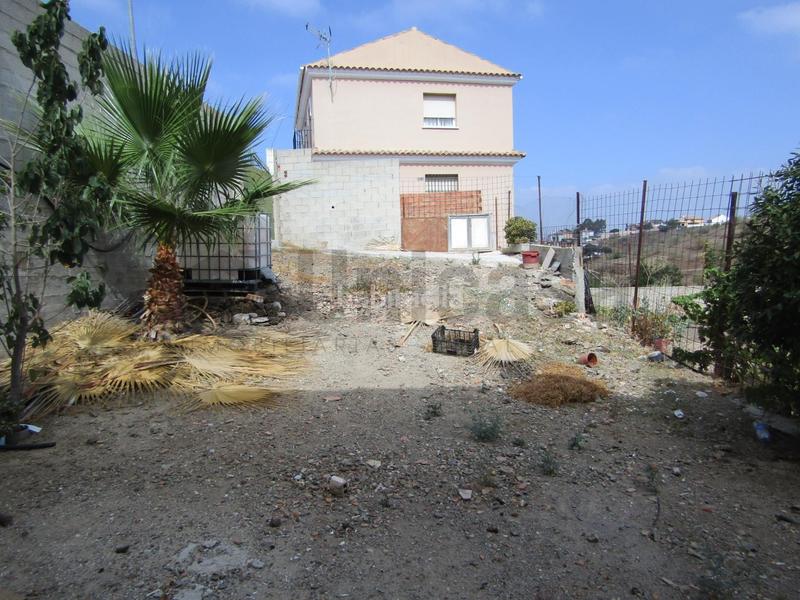 Foto 152d2ff2-d6d6-4247-bed4-25532b66ecff. Chalet mit parking in Fuente Alegre - El Chaparral - Los Morales Málaga