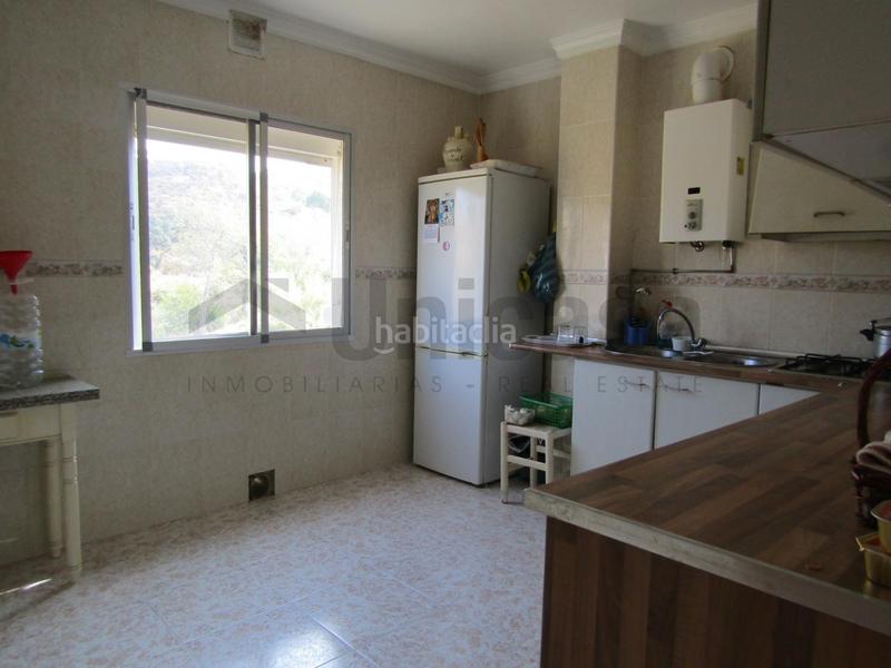 Foto a11e1fe2-6374-4c42-9100-3e818f41a5e3. Chalet mit parking in Fuente Alegre - El Chaparral - Los Morales Málaga