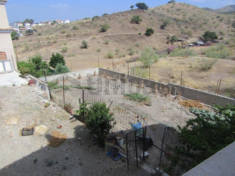 Foto b2a9c923-fe2c-4602-b06c-a054adb9d8c1. Chalet mit parking in Fuente Alegre - El Chaparral - Los Morales Málaga