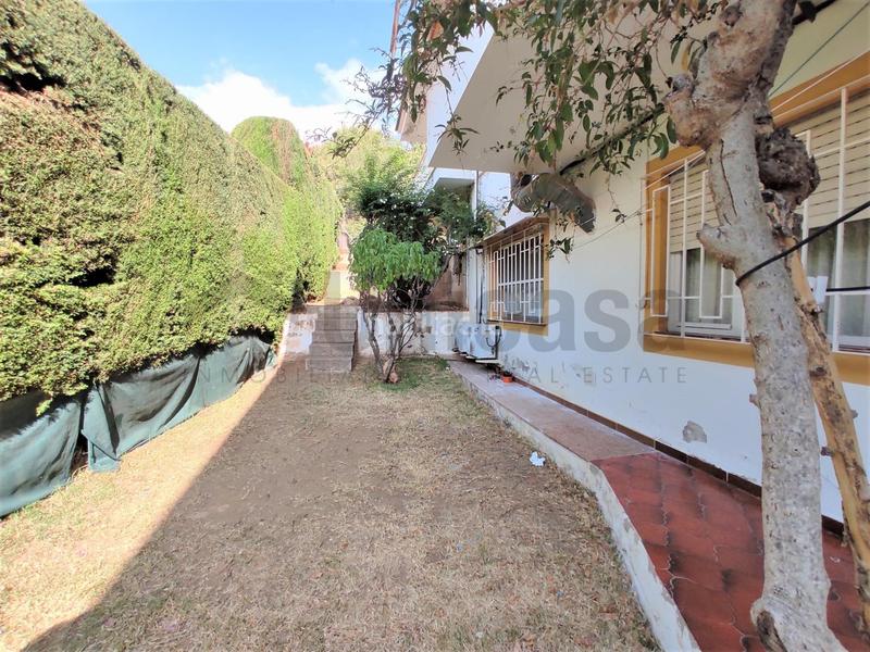 Foto 38720398-f44d-4b48-aaa4-3149ec7f0d45. Xalet amb aparcament piscina a Puertosol Málaga