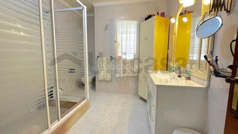 Foto ec746f0c-ac27-43ca-b377-bf32f3bedd4a. Xalet amb aparcament piscina a Puertosol Málaga