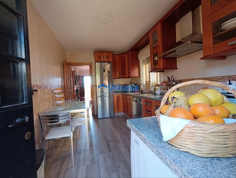 Foto 28517eb5-f451-4d2d-ba79-07bc5808d1a3. Chalet gran chalet independiente en zona el chaparral, puerto de la torre en Málaga