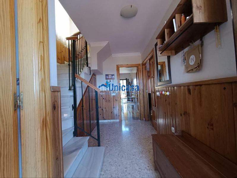 Foto 475dd706-7fc0-4493-8cd7-dcd58a442fb8. Chalet gran chalet independiente en zona el chaparral, puerto de la torre en Málaga