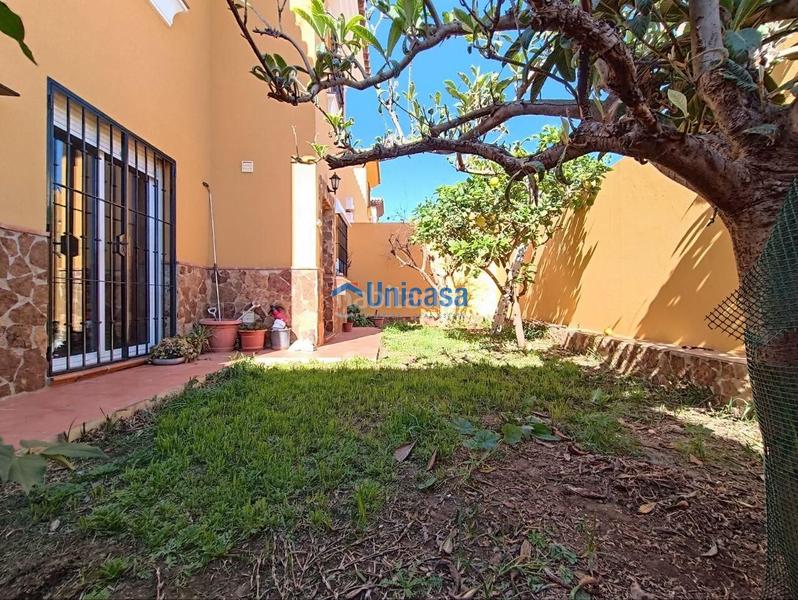 Foto a3016ca3-6208-4001-8d8f-d2016ab5dc6f. Chalet gran chalet independiente en zona el chaparral, puerto de la torre en Málaga