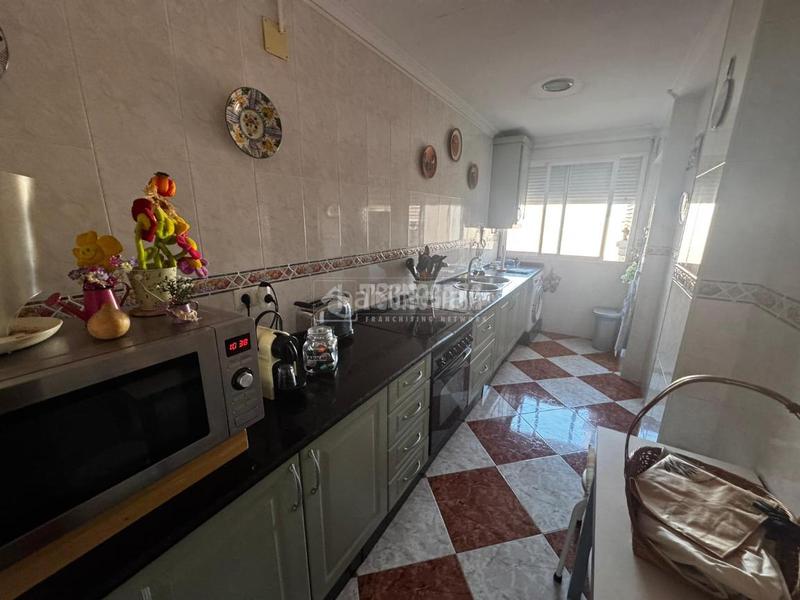 Foto d48eb81b-29fb-49b3-a61d-925a9263df0f. Etagenwohnung in Paseo Marítimo - San José - La Laguna Cádiz