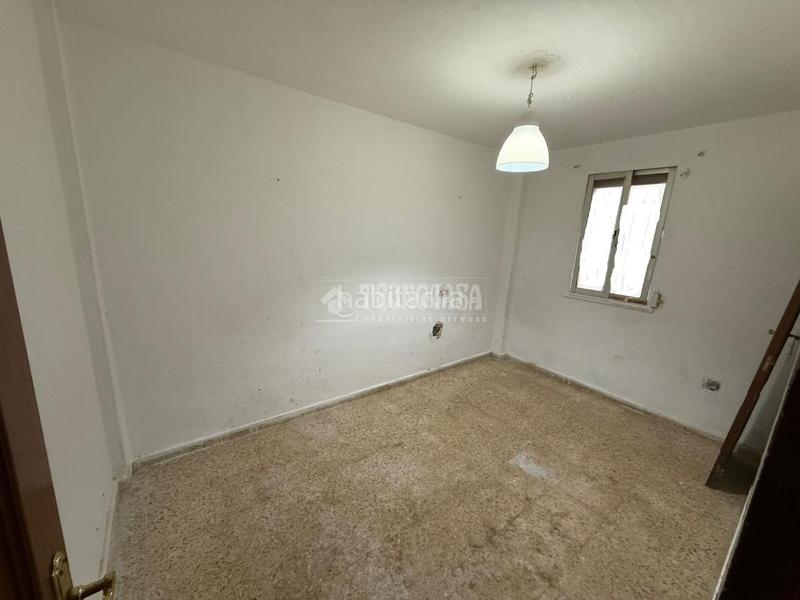 Foto 5811507b-e033-4478-a0cd-04ffd092d774. Flat in astilleros - la paz - loreto - el corte inglés Cádiz