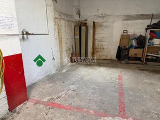 Aparcament cotxe a Astilleros - La Paz  - Loreto - El Corte Inglés. Boxplaza de garaje en venta en cádiz