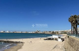 Pis a Paseo Marítimo - San José - La Laguna. Piso en venta en cádiz