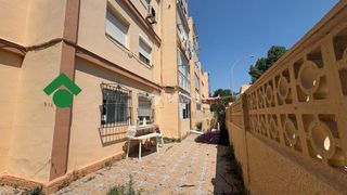 Flat in Astilleros - La Paz  - Loreto - El Corte Inglés. Piso en venta en cádiz