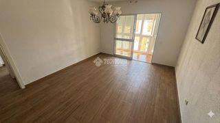 Piso en Astilleros - La Paz  - Loreto - El Corte Inglés. Piso en venta en cádiz
