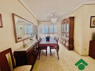 Pis a Paseo Marítimo - San José - La Laguna. Piso en venta en cádiz