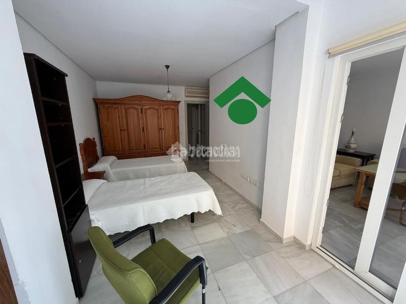 Foto dfcd00c0-89d5-47f2-bd54-846bd8ce3113. Pis a Paseo Marítimo - San José - La Laguna Cádiz