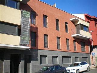Aparcament cotxe a Torelló