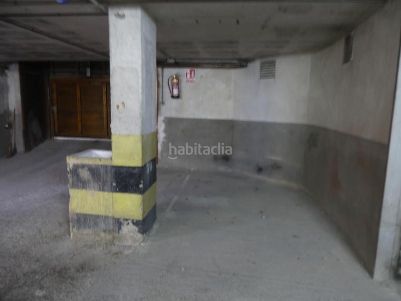 Foto c26ef2b6-18d6-4772-b637-66a1256ff3c2. Car parking in Torelló