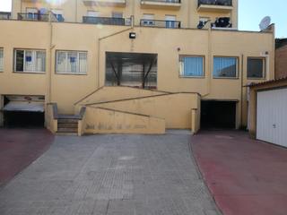 Car parking in Roda de Ter
