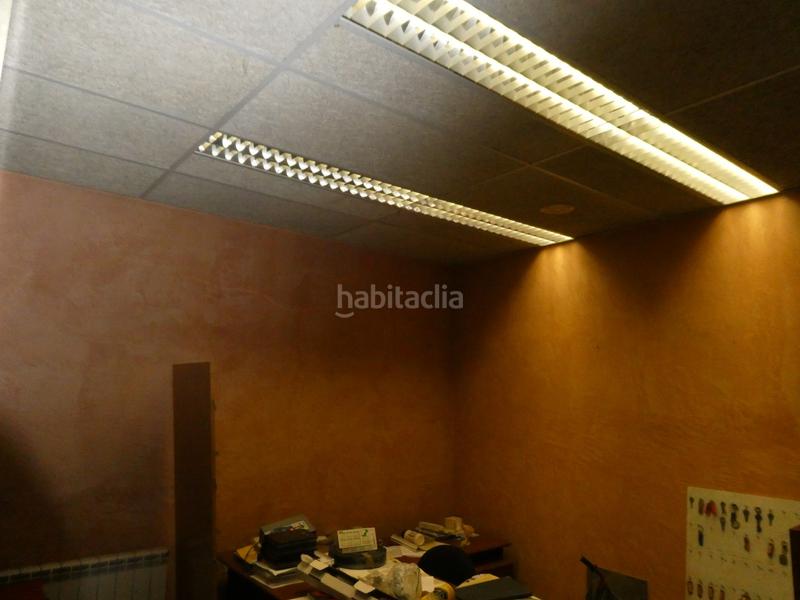 Foto 1d1ab042-5491-4d5b-8a37-273979dd93b4. Rent business premise in Torelló