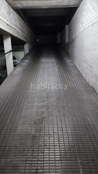 Foto 85430e30-d479-4017-9567-dc222327b44b. Aparcament cotxe a Torelló