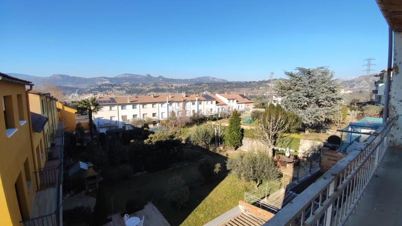 Foto 0b90f5f0-5d02-4895-8723-9f58d14b2e9b. Edifici a Torelló