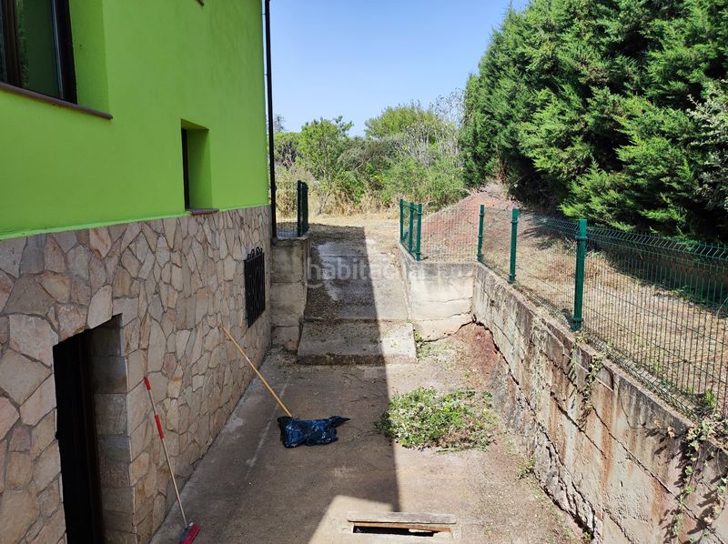 Foto 44dab1fc-f4b6-41d9-aa92-391cfc6603b0. Casa amb aparcament a Seva