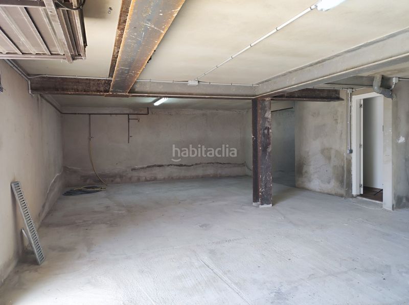 Foto 5b6ca8a6-65d0-42f5-bdf2-822e19ce5bb5. Casa amb aparcament a Seva