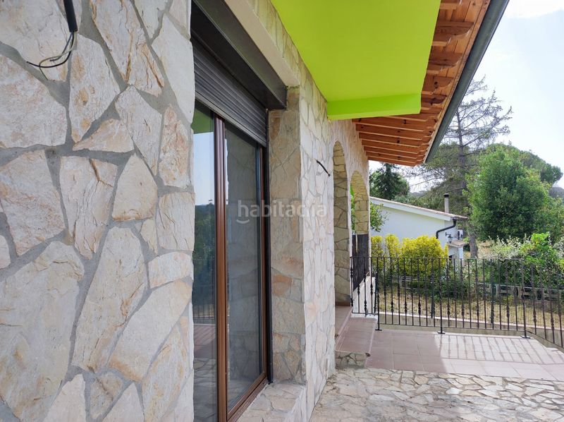 Foto 5f7e7c5b-c4c9-4724-a1f0-fa3fc97360ba. Casa amb aparcament a Seva