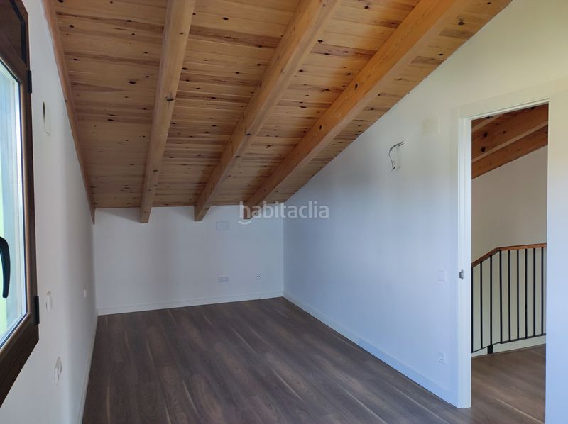 Foto b1444302-71a7-423d-8d14-0a149b1cb2ab. Casa amb aparcament a Seva