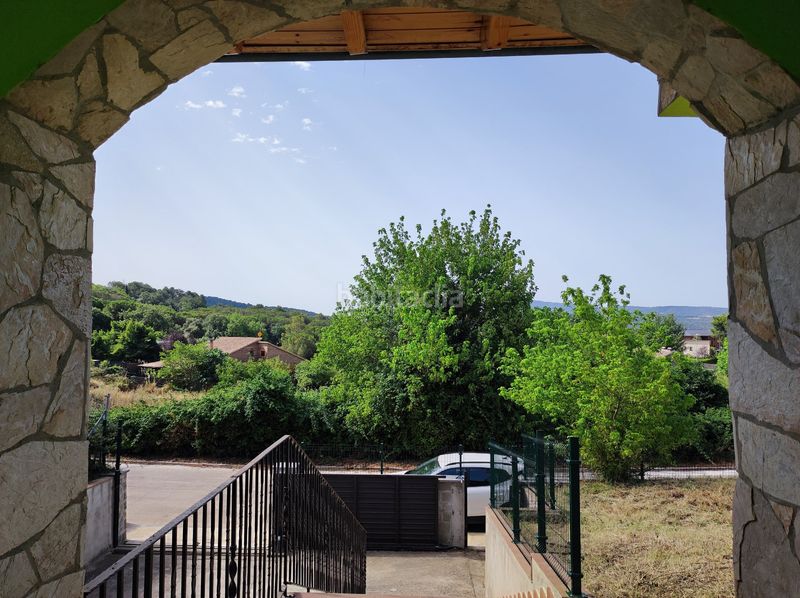 Foto e77c8b61-830c-4d57-9337-f47cad84c5e2. Casa amb aparcament a Seva