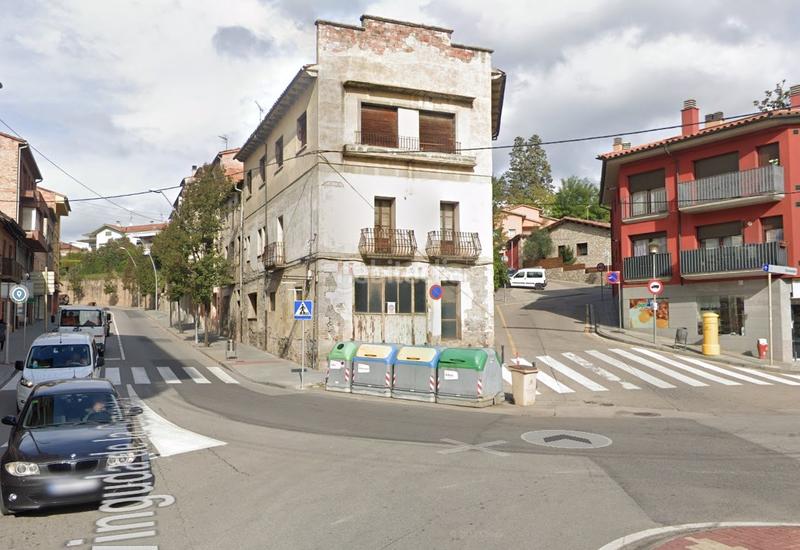 Foto 37293198-981c-4178-9aea-07b896180960. Gebäude in Torelló