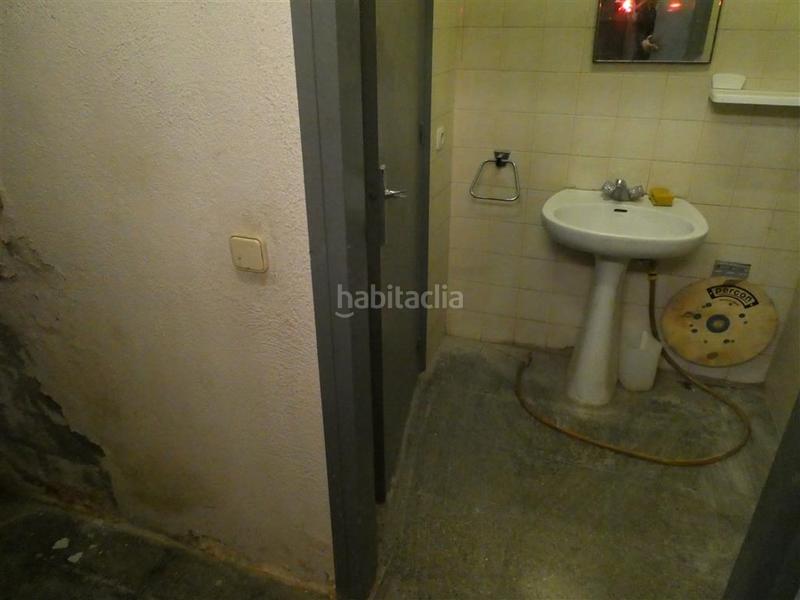 Foto eaf9c28a-5adb-4189-aef6-3fc830bb7945. Local comercial a Torelló