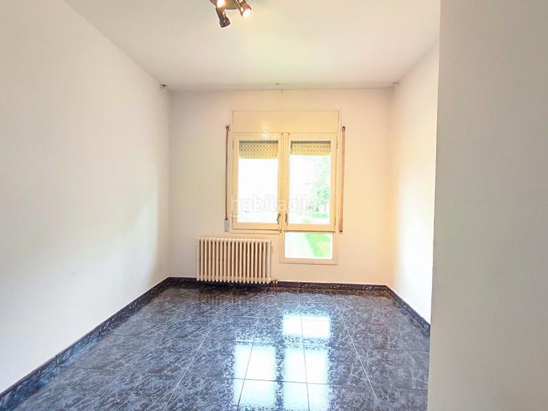 Foto b626aa9e-9ae2-47d6-af41-03d6b36ba25c. Casa adosada en Torelló