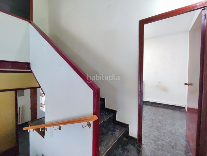 Foto 37edb506-bb6c-40d3-9747-ee0abf42192e. Casa adossada amb calefacció aparcament a Torelló