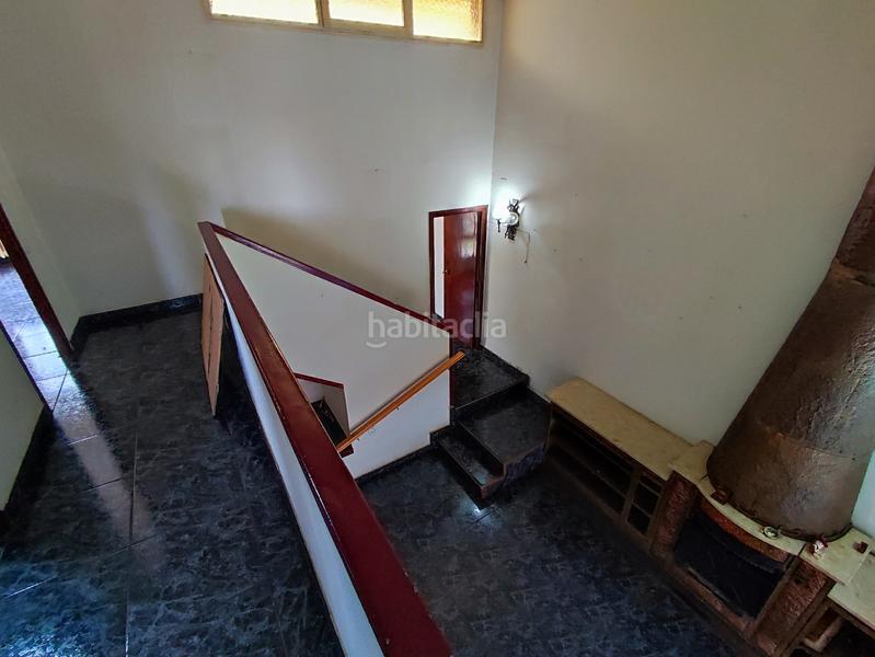 Foto f9b10ddb-0e7d-4ad4-99dc-368b493b1205. Casa adossada amb calefacció aparcament a Torelló