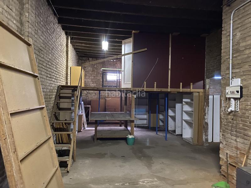 Foto 3b7b98e6-1ab7-4244-99b1-3d93a99a19f2. Édifice dans Torelló