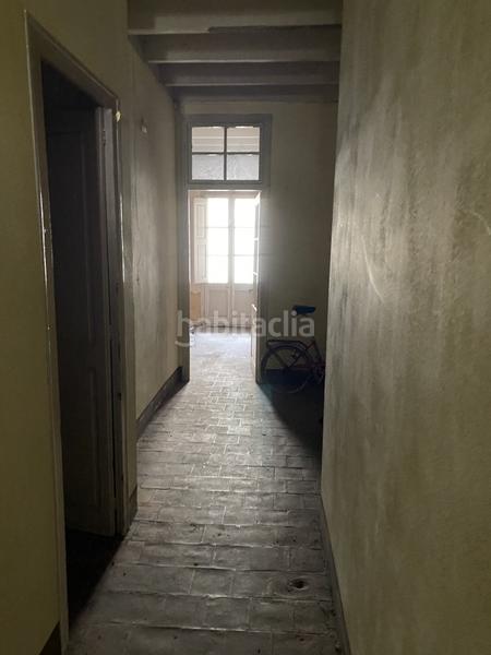 Foto 77a846de-e4f1-4e03-9f6d-2301cec4e766. Édifice dans Torelló