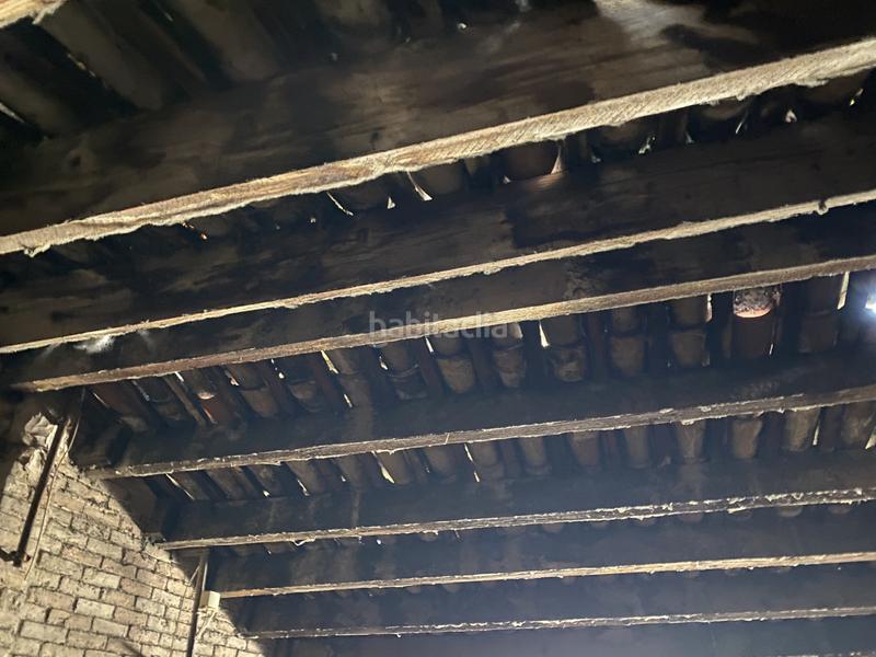 Foto a19c334e-9bb5-4132-81c2-5c10dce12a6e. Édifice dans Torelló