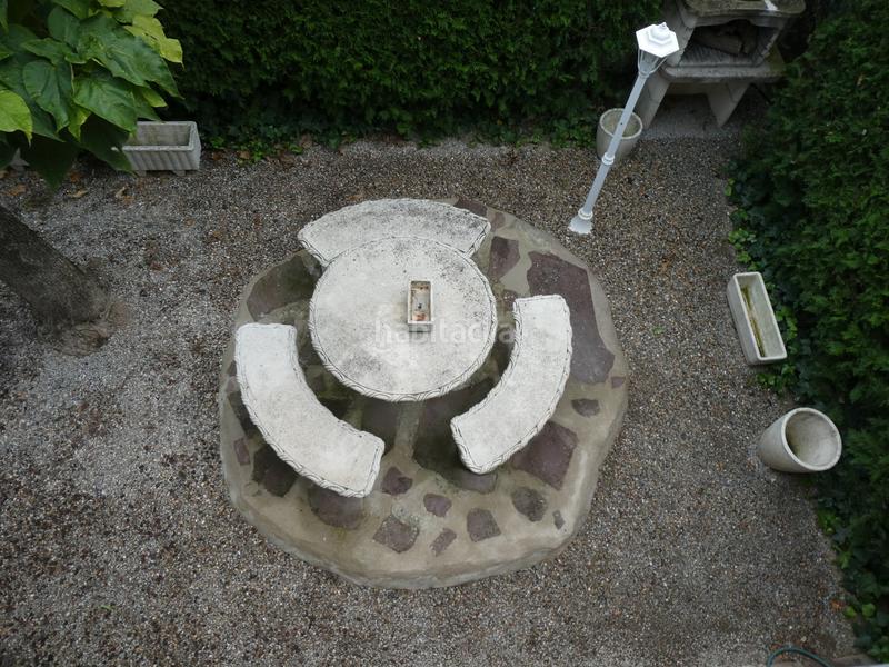 Foto e3b2cd85-361c-41aa-866a-5ea9d2cb6781. Bauernhof mit heizung parking in Torelló