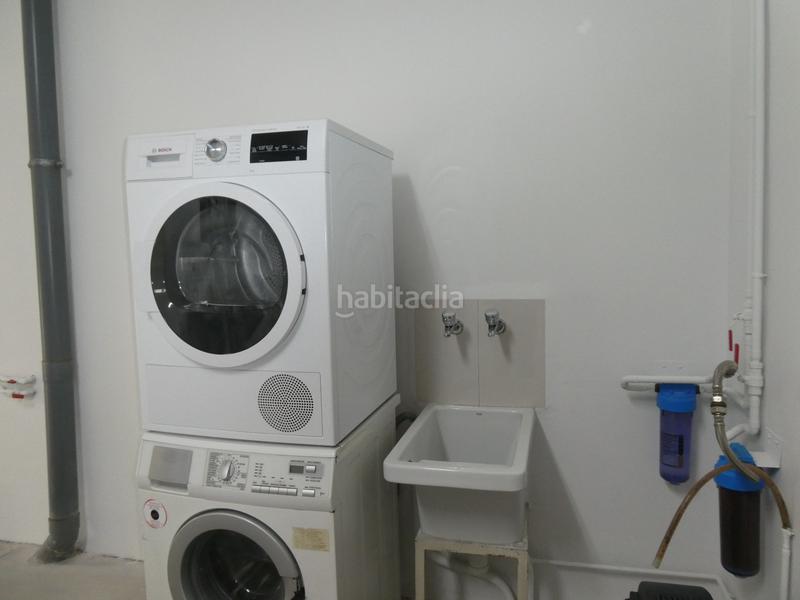 Foto 07f85dac-31df-46c2-917f-eec773754b61. Casale con riscaldamento parcheggio in Torelló