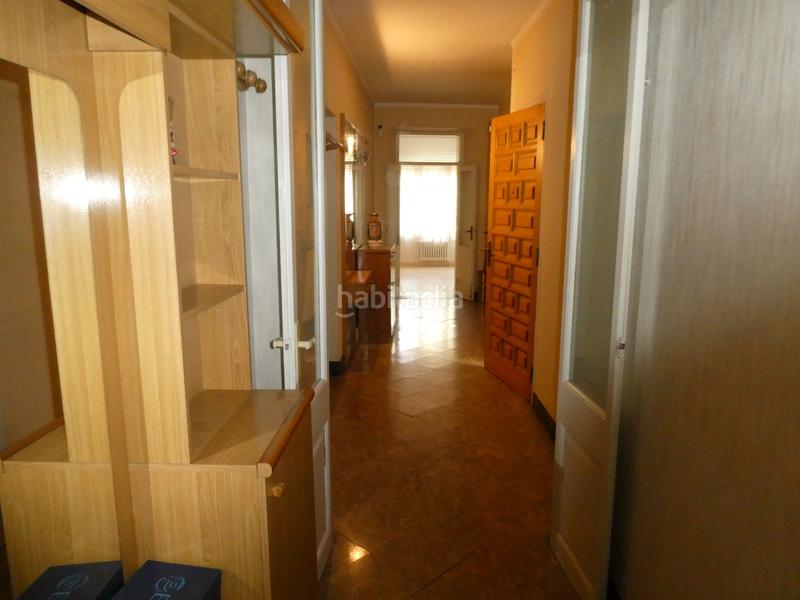 Foto 82276839-7c54-4960-80bc-84978725edf7. House in Torelló