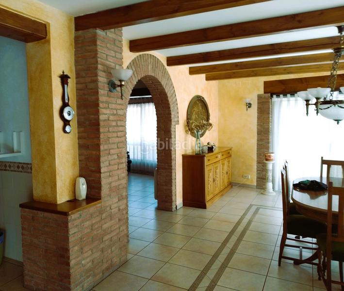 Foto 018b92ec-8f79-4eb0-8e17-3ea6da7fb00e. Duplex with heating parking in Torelló