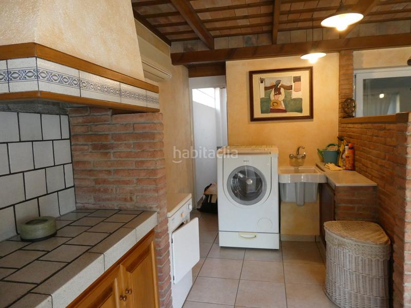 Foto b157a201-394f-4b51-b868-706bf6449c2d. Duplex with heating parking in Torelló