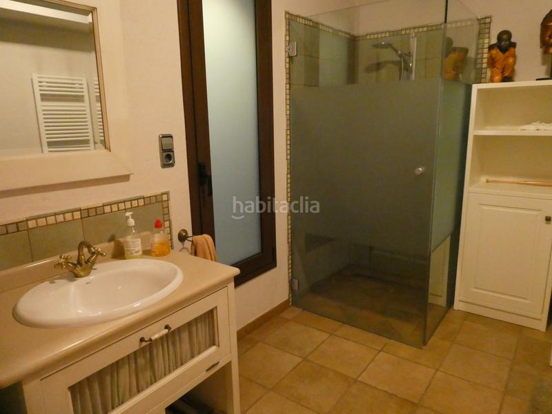 Foto bd51bcf7-19c7-4a7d-9ce5-79003da46639. Duplex with heating parking in Torelló